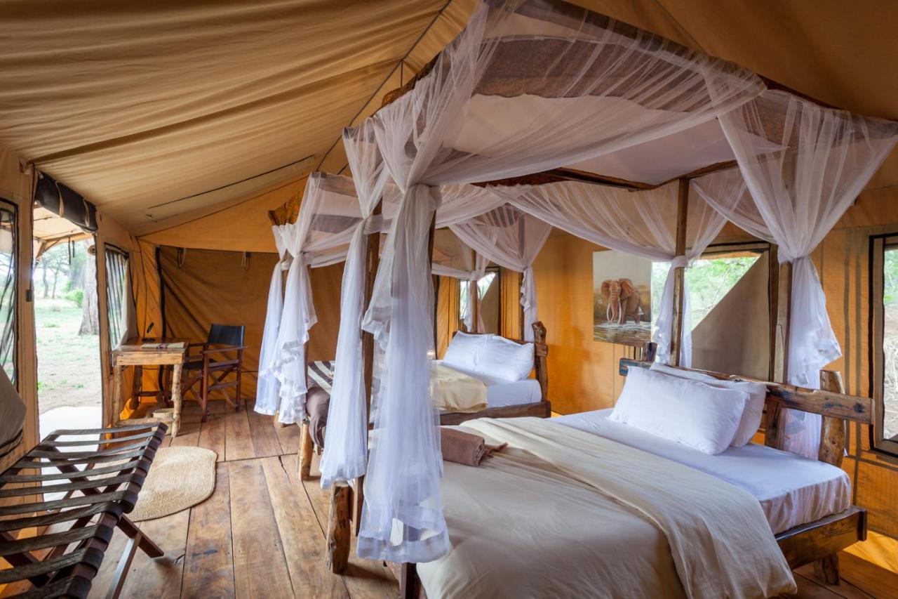 Baobab Tented Camp Kwa Kuchinia Eksteriør bilde