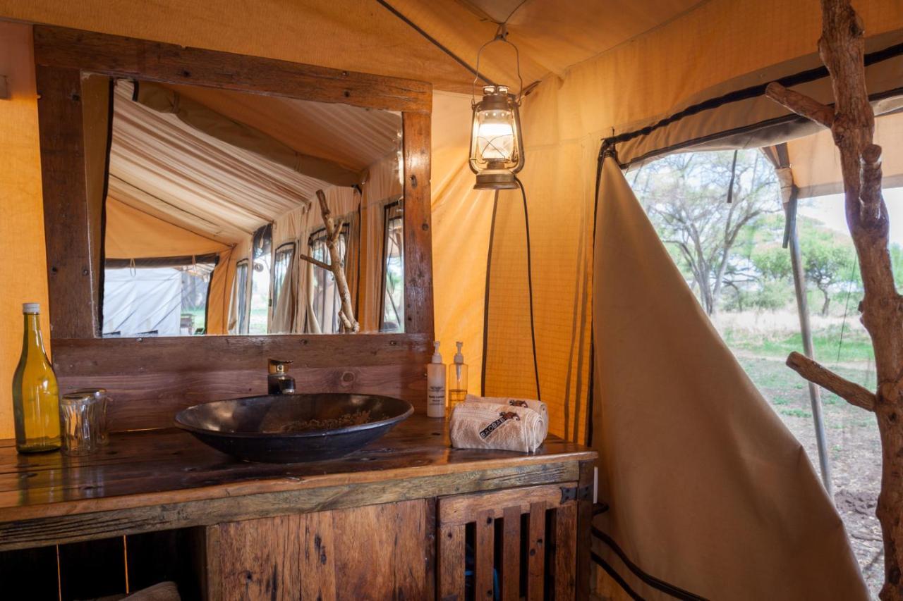 Baobab Tented Camp Kwa Kuchinia Eksteriør bilde