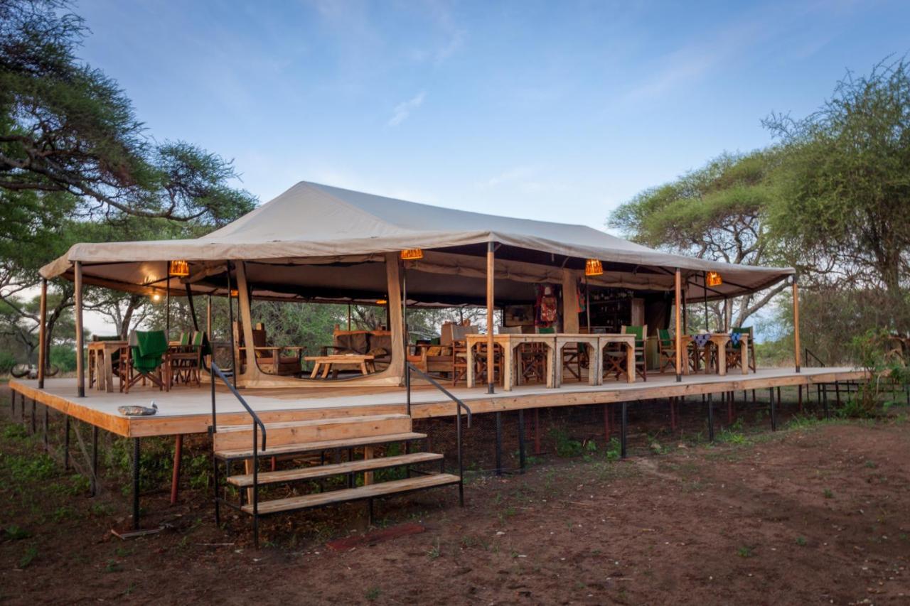Baobab Tented Camp Kwa Kuchinia Eksteriør bilde