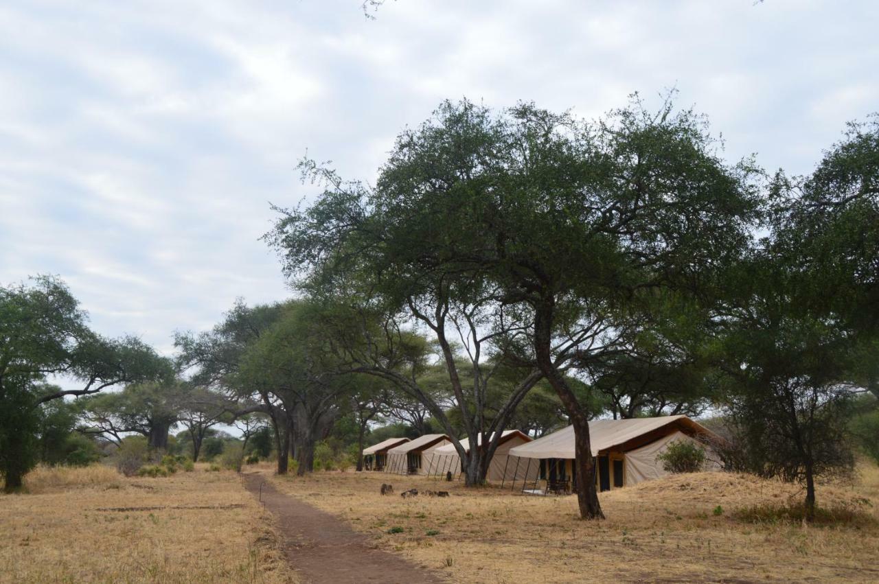 Baobab Tented Camp Kwa Kuchinia Eksteriør bilde